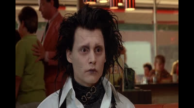 Edward aux mains d'argent: Johnny Depp  Edward aux mains d'argent VF